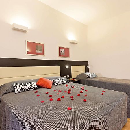 Domus Best Guest House โรม ภายนอก รูปภาพ