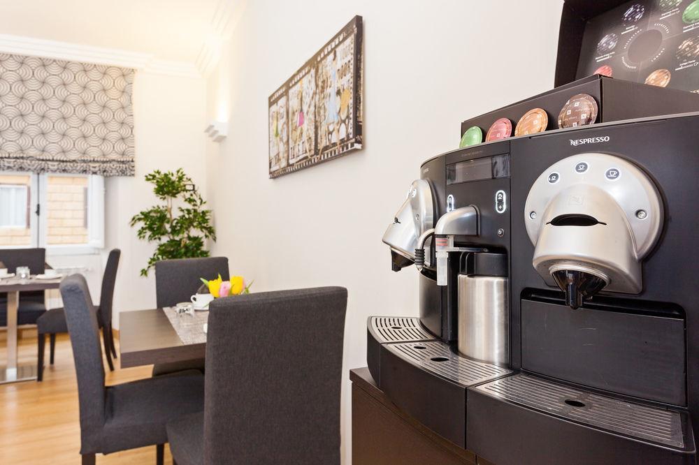 Domus Best Guest House โรม ภายนอก รูปภาพ