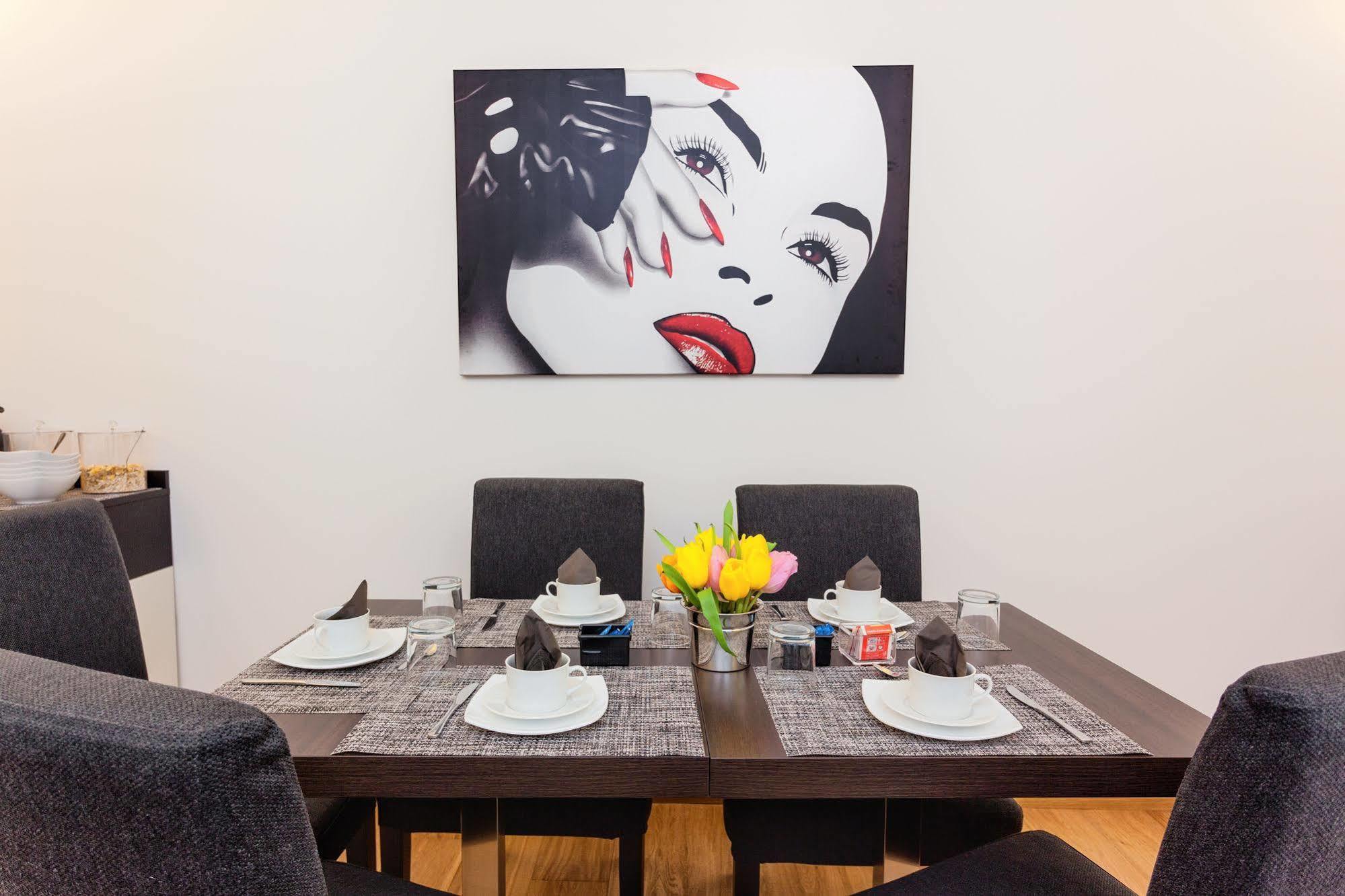 Domus Best Guest House โรม ภายนอก รูปภาพ
