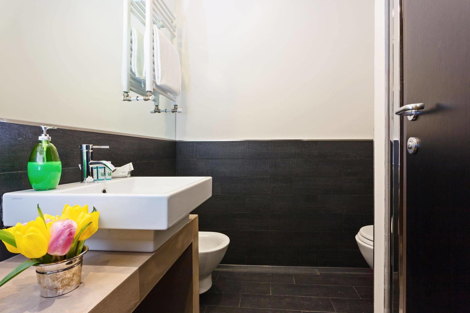 Domus Best Guest House โรม ภายนอก รูปภาพ