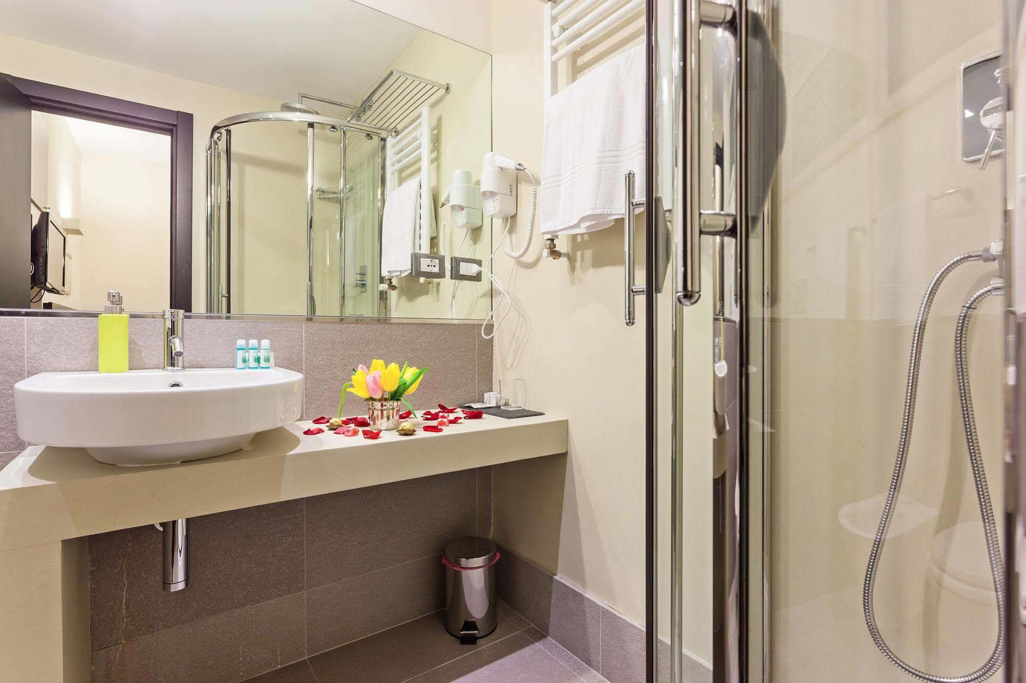 Domus Best Guest House โรม ภายนอก รูปภาพ