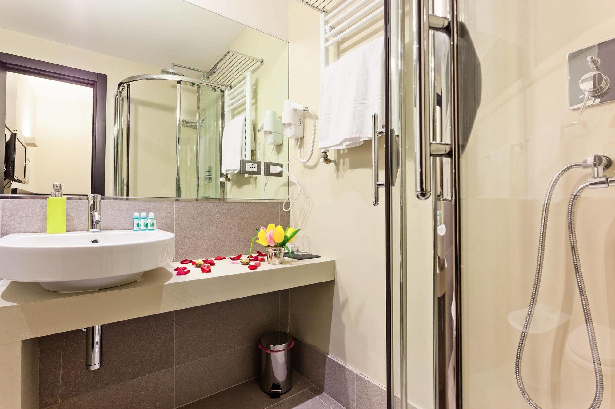 Domus Best Guest House โรม ภายนอก รูปภาพ