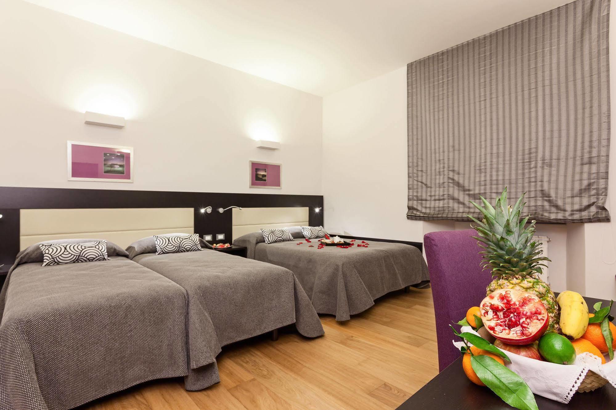 Domus Best Guest House โรม ภายนอก รูปภาพ